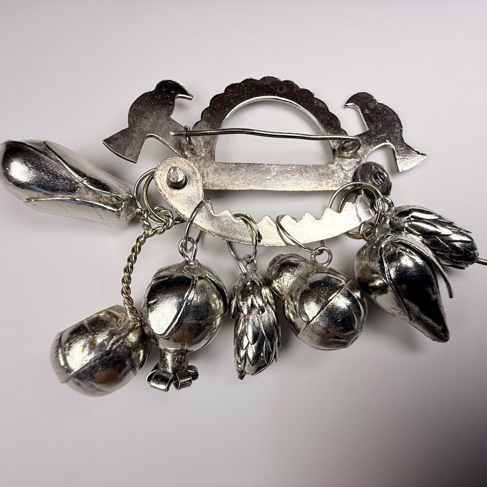 Brazilian Penca De Balangandan Amulet Brooch - Picture 5 of 15